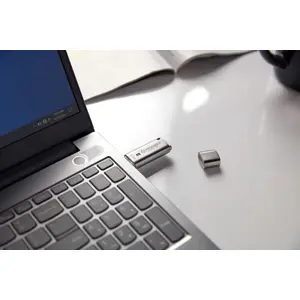 128gb-usb-32-ironkey-locker50-48632-wlononwcraoc9.webp