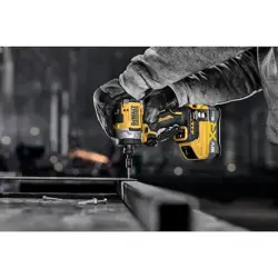 18v-xr-impact-driver-282nm-tstak-55312-wlononwcrehic.webp