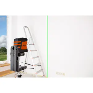 20m Cross Line Laser, Green, Horizontal, Vertical and Cross Line, Magnetic Holder, Pouch
