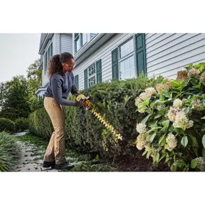 54v-xr-fv-hedge-trimmer-1x9ah-77674-wlononwcrfkpi.webp