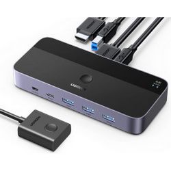 UGREEN KWM switch, 3x HDMI, 2x USB-C, 3x USB-A,2x USB-B