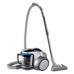 Usisavač bez vrećice BLACK+DECKER BXVML700E (700W, crna)