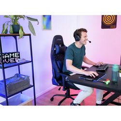 GAMTRUFOT0018_6.jpg