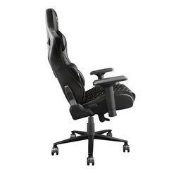 GAMTRUFOT0020_11.jpg