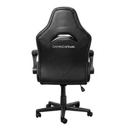 GAMTRUFOT0031_5.jpg