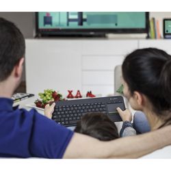 Tipkovnica LOGITECH K400 Plus (RF bežična, crna)