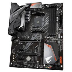 PLYGIGAM40047_3.jpg