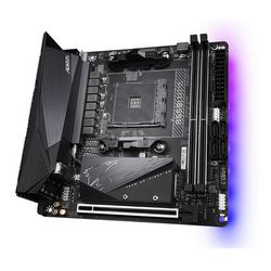 PLYGIGAM40077_4.jpg