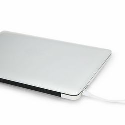 Punjač za radnu stanicu DICOTA Desktop 3-Port (65W, bijela)
