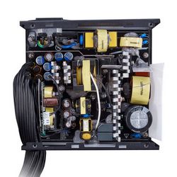Napajanje COOLER MASTER MWE 750 Bronze 230V V2 (750 W, 24-pin ATX) crno