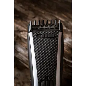 adler-ad-2818-hair-trimmersclipper-black-silver-24-nickel-me-76136-wlononwcrbfx5.webp