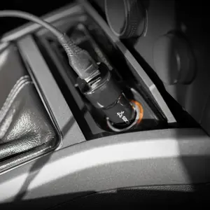 auto-punjac-sbox-usb-cc-038-2-ulaza-38-w-crni-94175-91911.webp