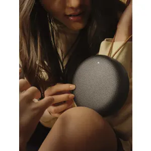 bang-olufsen-beosound-a1-2nd-gen-anthracite-black-1754-wlononwcrjia4.webp