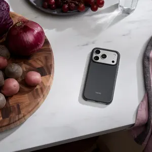 beats-iphone-17-pro-case-with-magsafe-and-camera-control--gr-55656-mgkc4lla.webp