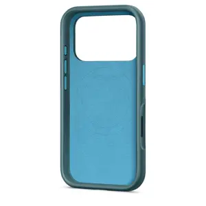 beats-iphone-17-pro-rugged-case-with-magsafe-and-camera-cont-61750-mgjn4lla.webp