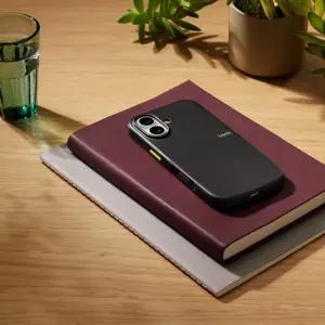 beats-iphone-17-rugged-case-with-magsafe-and-camera-control--78314-mgjx4lla.webp