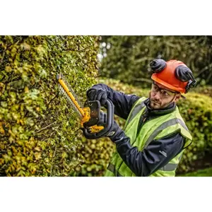 bezicni-trimer-za-zivicu-dewalt-18v-xr-brushless-55cm-bez-ka-7111-wlononwcr0363.webp