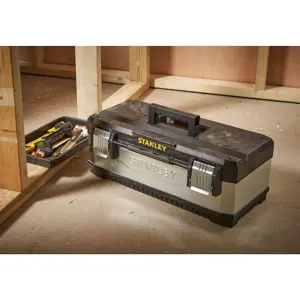 black-decker-1-95-619-tool-storage-case-black-silver-plastic-90753-wlononwcrci02.webp