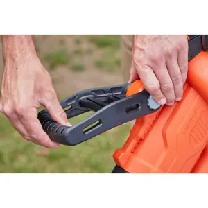 black-decker-bcblv3625l1-cordless-leaf-blower-270-kmh-black--4374-wlononwcriuna.webp