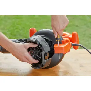 black-decker-beblv260-qs-leaf-blower-2600-w-315-kmh-78019-nelbdeodk0007.webp
