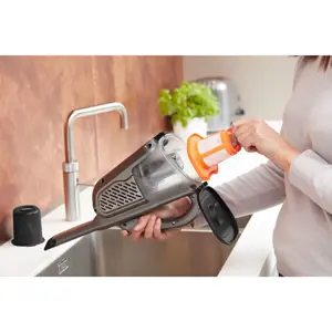 black-decker-bhhv520jf-qw-handheld-vacuum-black-silver-titan-82589-wlononwcrbuy2.webp