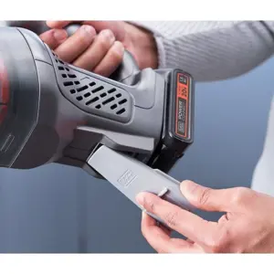 black-decker-dustbuster-handheld-vacuum-black-grey-orange-ba-59228-wlononwcrahuy.webp