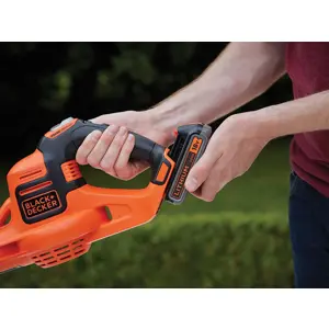black-decker-gwc1820pc-cordless-leaf-blower-209-kmh-black-or-17162-nakbdeodk0010.webp