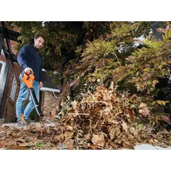 black-decker-gwc1820pc-cordless-leaf-blower-209-kmh-blackora-6302-wlononwcraie7.webp