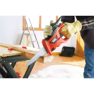 black-decker-ks880ec-qs-hand-saw-bucksaw-239-cm-orange-43143-nelbdepla0004.webp