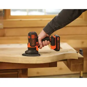 black-decker-mt218k-qw-oscillating-multi-tool-black-orange-8-47965-wlononwcredz6.webp