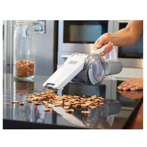 black-decker-pv1820l-handheld-vacuum-chrome-bagless-56669-agdbdeodk0046.webp