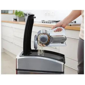 black-decker-pv1820l-handheld-vacuum-chrome-bagless-77674-agdbdeodk0046.webp