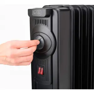 blackdecker-bxra1500e-oil-filled-radiator-72697-agdbdegro0008.webp