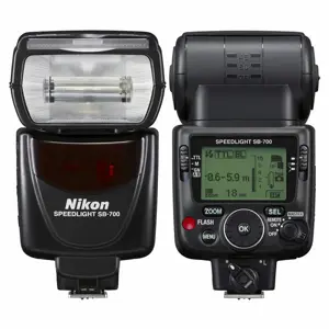 Bljeskalica NIKON Speedlight SB-700