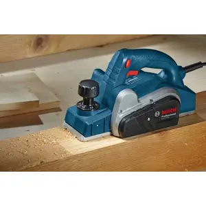 bosch-gho-6500-black-blue-metallic-16500-rpm-650-w-34504-wlononwcreit1.webp