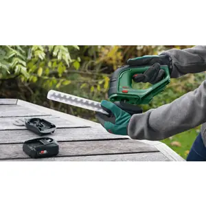 bosch-grass-and-shrub-shears-advanced-shear-18v-10-bt-32056-wlononwcreern.webp