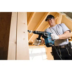 bosch-sds-hammer-800w-gbh-3-28-dfr-31j-36kg-handle-13mm-27652-wlononwcreele.webp