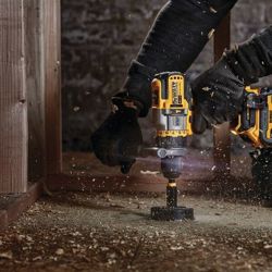 busilica-dewalt-dcd999nt-xj-2250-okrmin-161-kg-37687-nakdewwwk0065-1.jpg