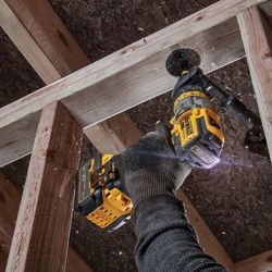 busilica-dewalt-dcd999nt-xj-2250-okrmin-161-kg-42682-nakdewwwk0065-1.jpg