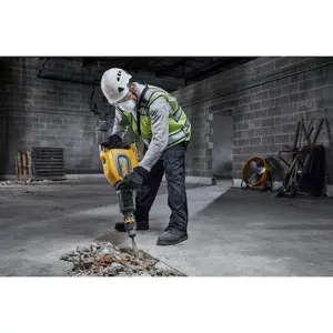 cekic-za-rusenje-dewalt-bd-dch911nk-sds-max-21343-wlononwcrczb6.webp