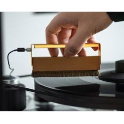 cetkica-za-ciscenje-gramofona-pro-ject-brush-it-premium-34902-brush-it-premium.jpg