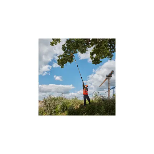 chainsaw-18v-dcmps567n-xj-dewalt-75187-wlononwcrbguy.webp