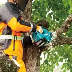 chainsaw-40v-xgt-25cm-uc003gm102-makita-65-wlononwcrfron.webp