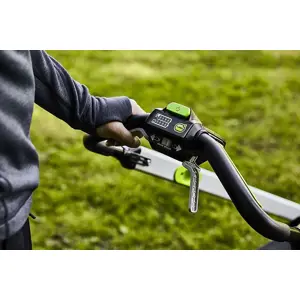 cordless-lawnmower-with-drive-60v-51-cm-greenworks-gd60lm51s-52356-nakgrwkos0034.webp