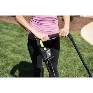 cordless-mower-24v-33-cm-greenworks-gd24lm33-2516107-23261-nakgrwkos0024.webp