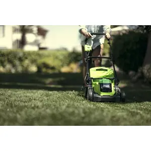 cordless-mower-40v-4ah-41-cm-greenworks-g40lm41k4-2504707ub-661-nakgrwkos0028.webp