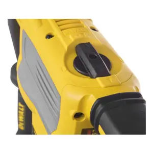 dewalt-d25614k-qs-rotary-hammer-sds-max-2900-rpm-1350-w-48882-neldewmud0010.webp