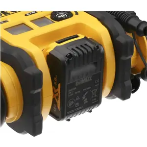 dewalt-dcc018n-air-compressor-80807-nakdewkom0001.webp