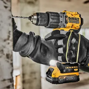dewalt-dcd805e2t-qw-drill-2000-rpm-134-kg-47321-nakdewwwk0064.webp