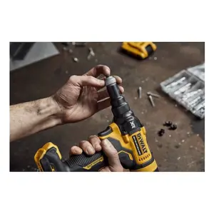 dewalt-dcf403nt-xj-power-rivet-tool-black-yellow-2432448-mm--75948-wlononwcrfksz.webp